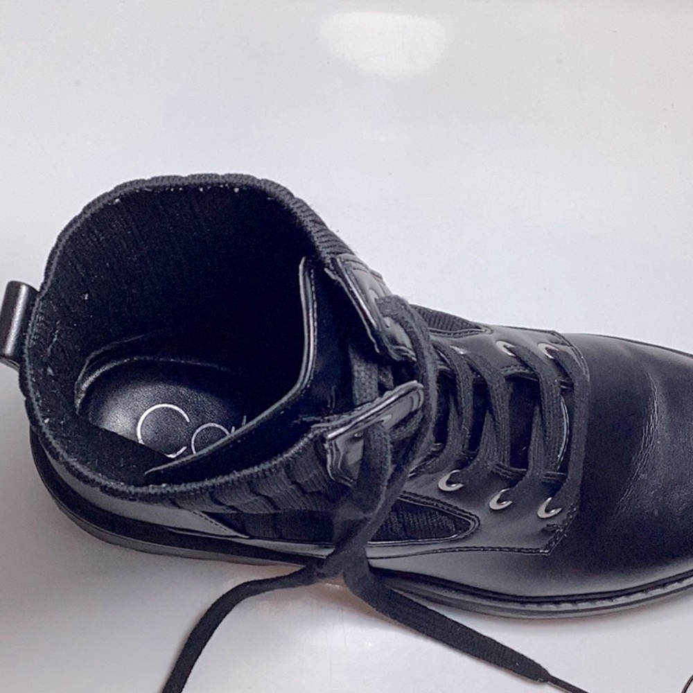 Calvin Klein Women’s Samica Lace Up Quilted Lug Combat Bootie Size 8M - Picture 4 of 6